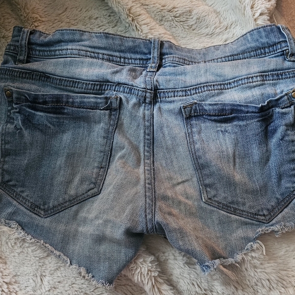 All 3 shorts for $20 - Picture 8 of 8